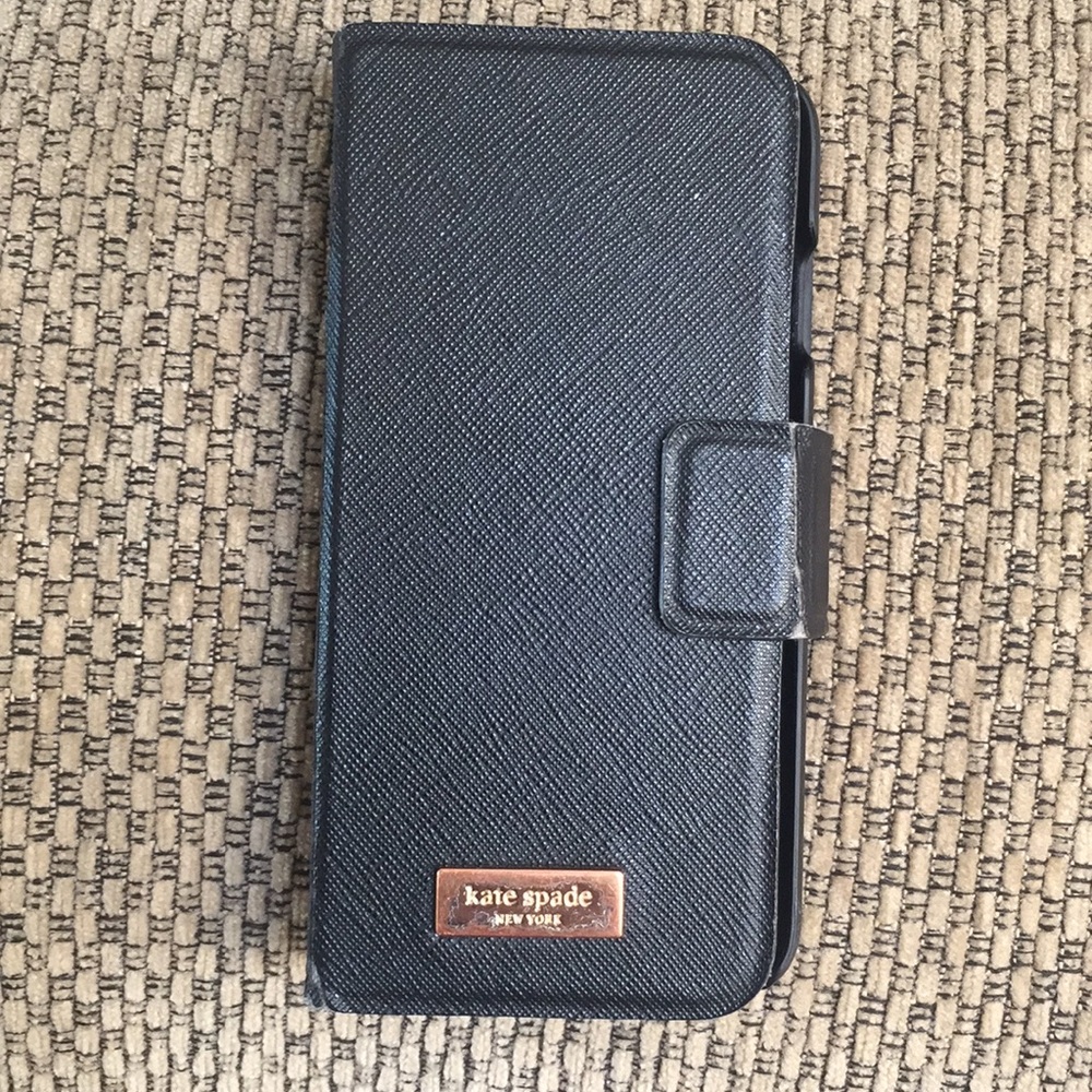 Used Kate Spade Leather Folio Phone Case ♠️